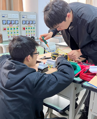 電工證考試難嗎？零基礎快速拿證攻略（附報名入口查詢）