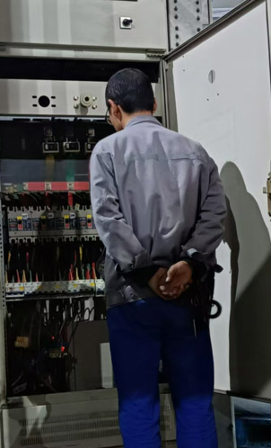 物業電工需要什么證.jpg 物業電工需要什么證.jpg